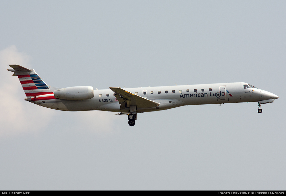 Aircraft Photo of N625AE | Embraer ERJ-145LR (EMB-145LR) | American Eagle | AirHistory.net #711290