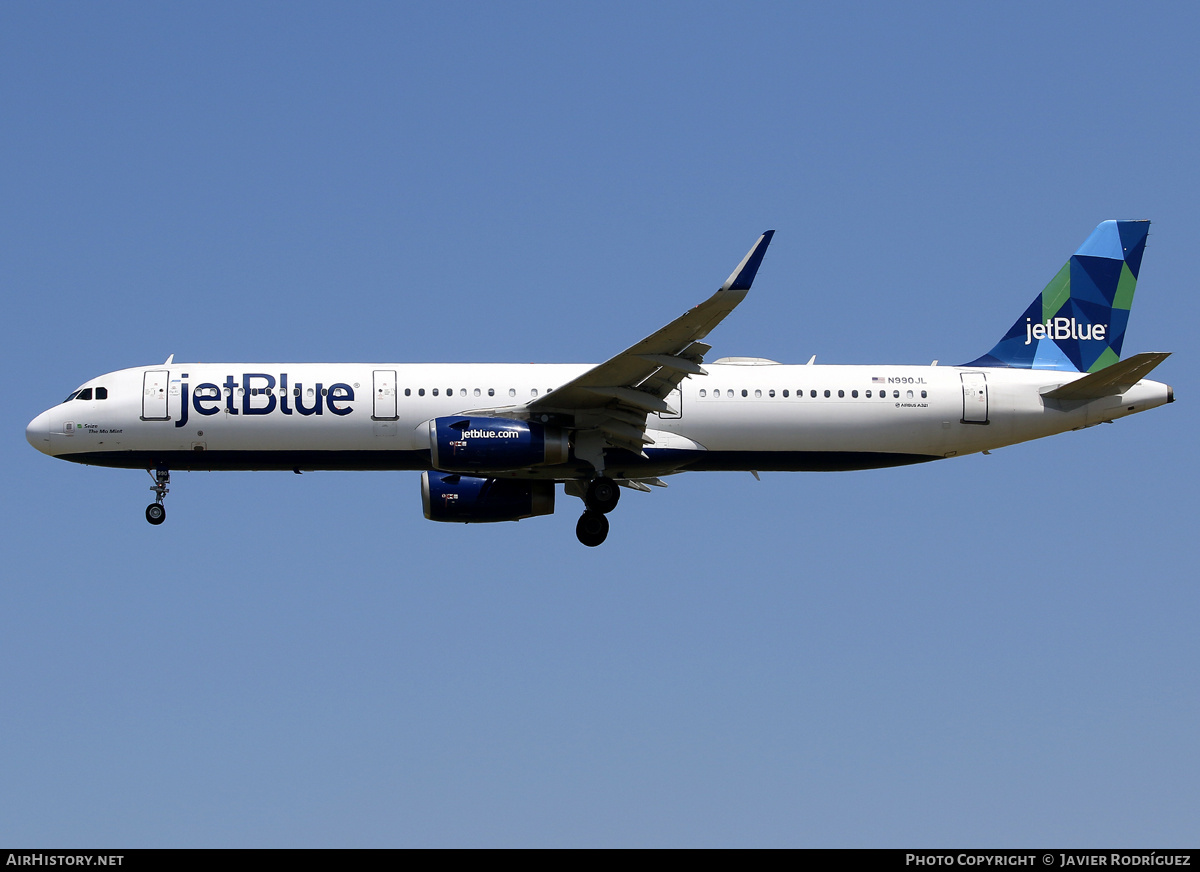 Aircraft Photo of N990JL | Airbus A321-231 | JetBlue Airways | AirHistory.net #711383