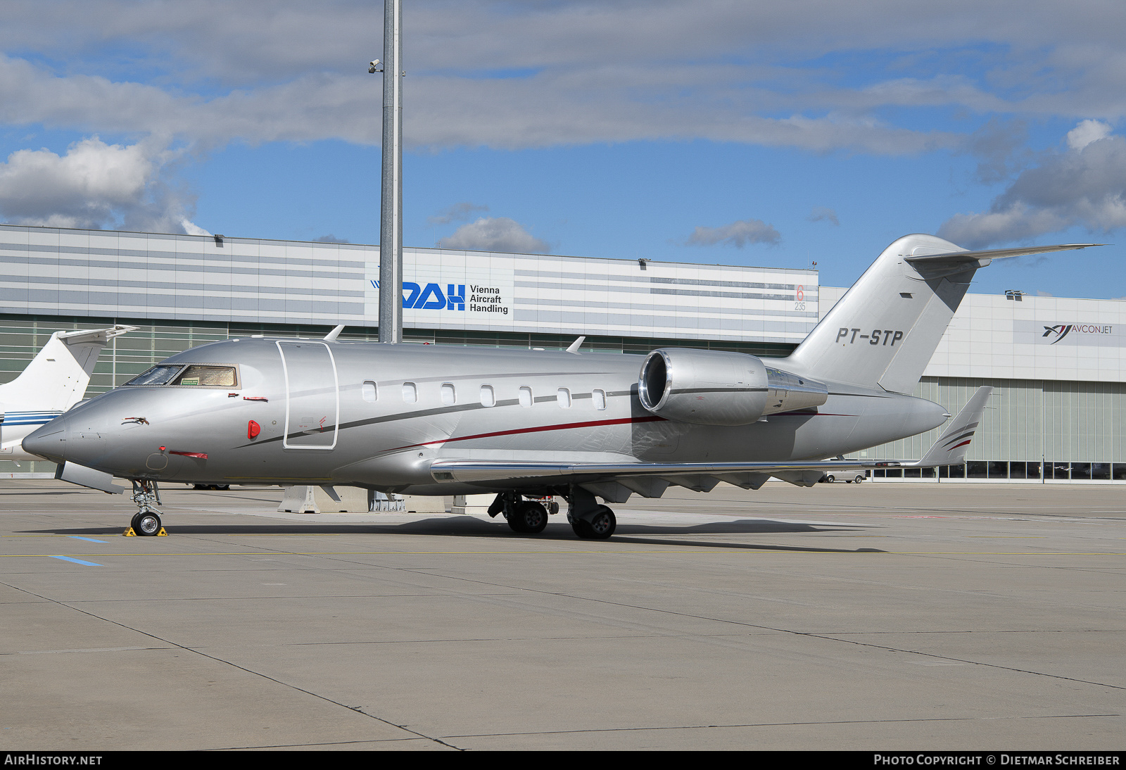 Aircraft Photo of PT-STP | Bombardier Challenger 605 (CL-600-2B16) | AirHistory.net #711442