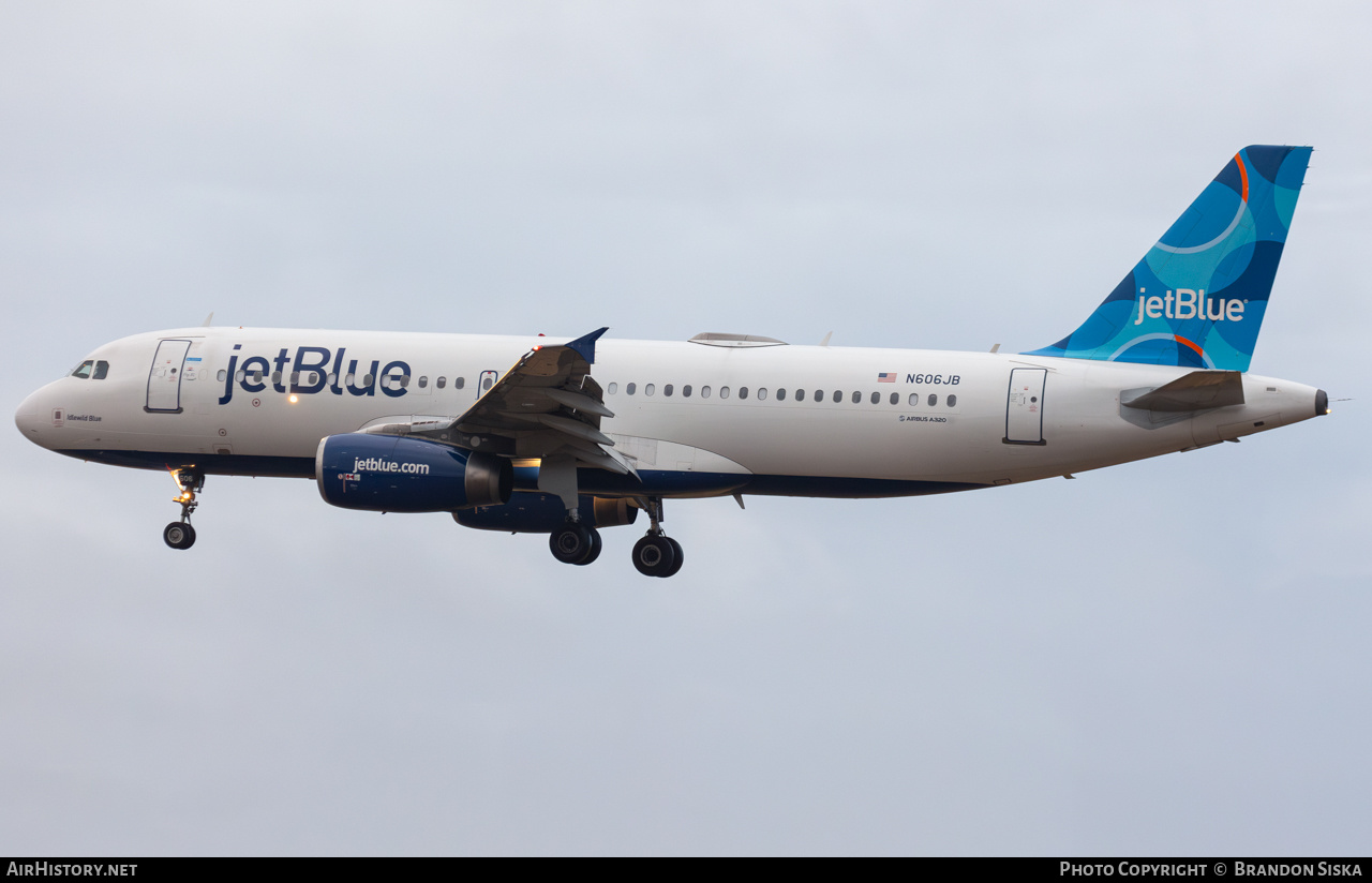Aircraft Photo of N606JB | Airbus A320-232 | JetBlue Airways | AirHistory.net #711479