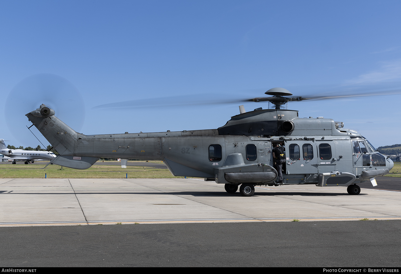 Aircraft Photo of 2752 | Eurocopter EC-225LP Super Puma Mk2+ | France - Air Force | AirHistory.net #711684