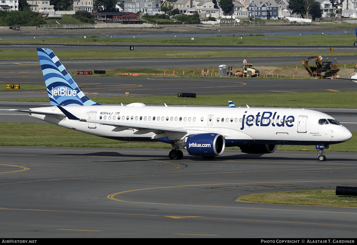 Aircraft Photo of N3044J | Airbus A220-300 (BD-500-1A11) | JetBlue Airways | AirHistory.net #711817