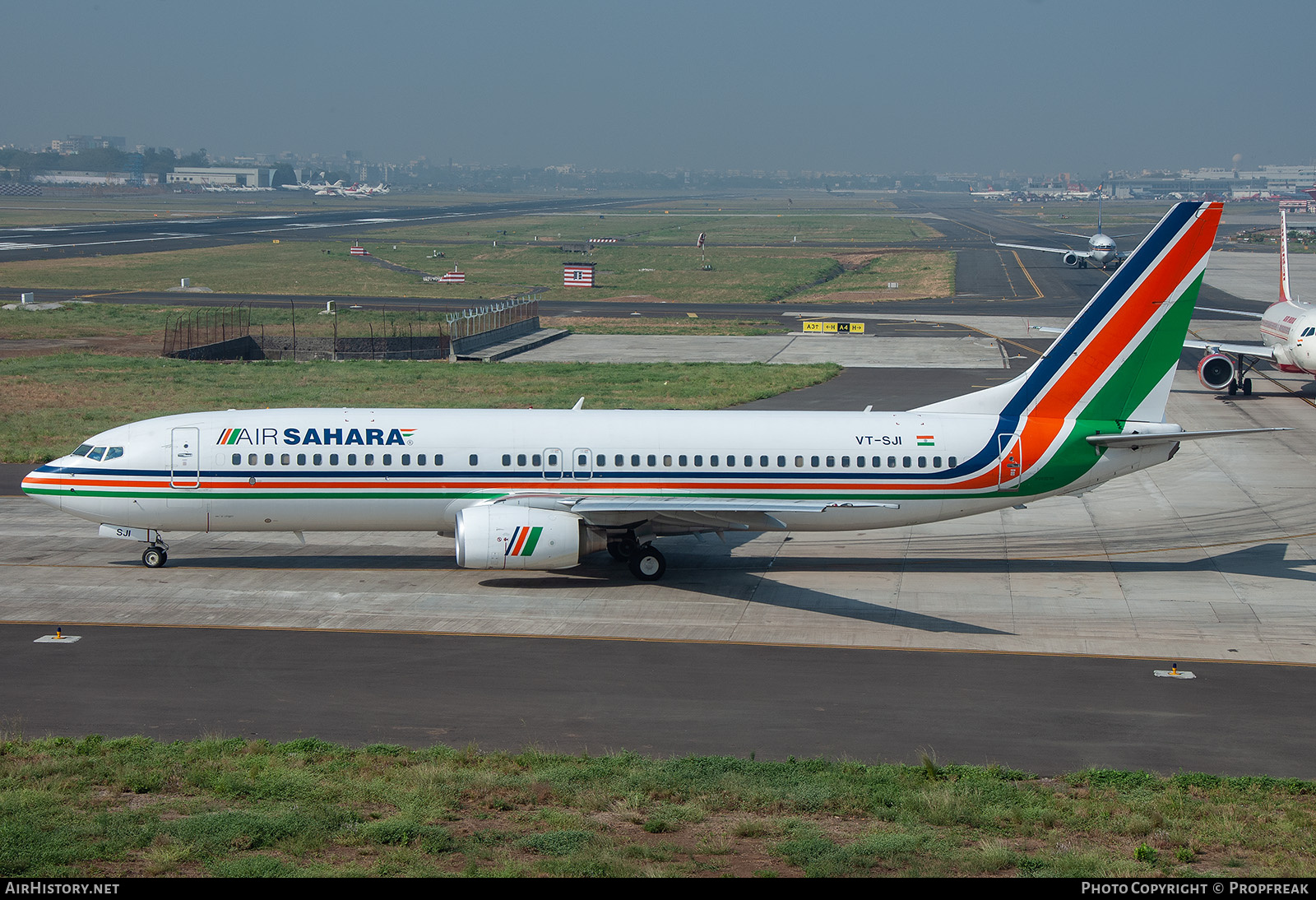 Aircraft Photo of VT-SJI | Boeing 737-8K9 | Air Sahara | AirHistory.net #712105