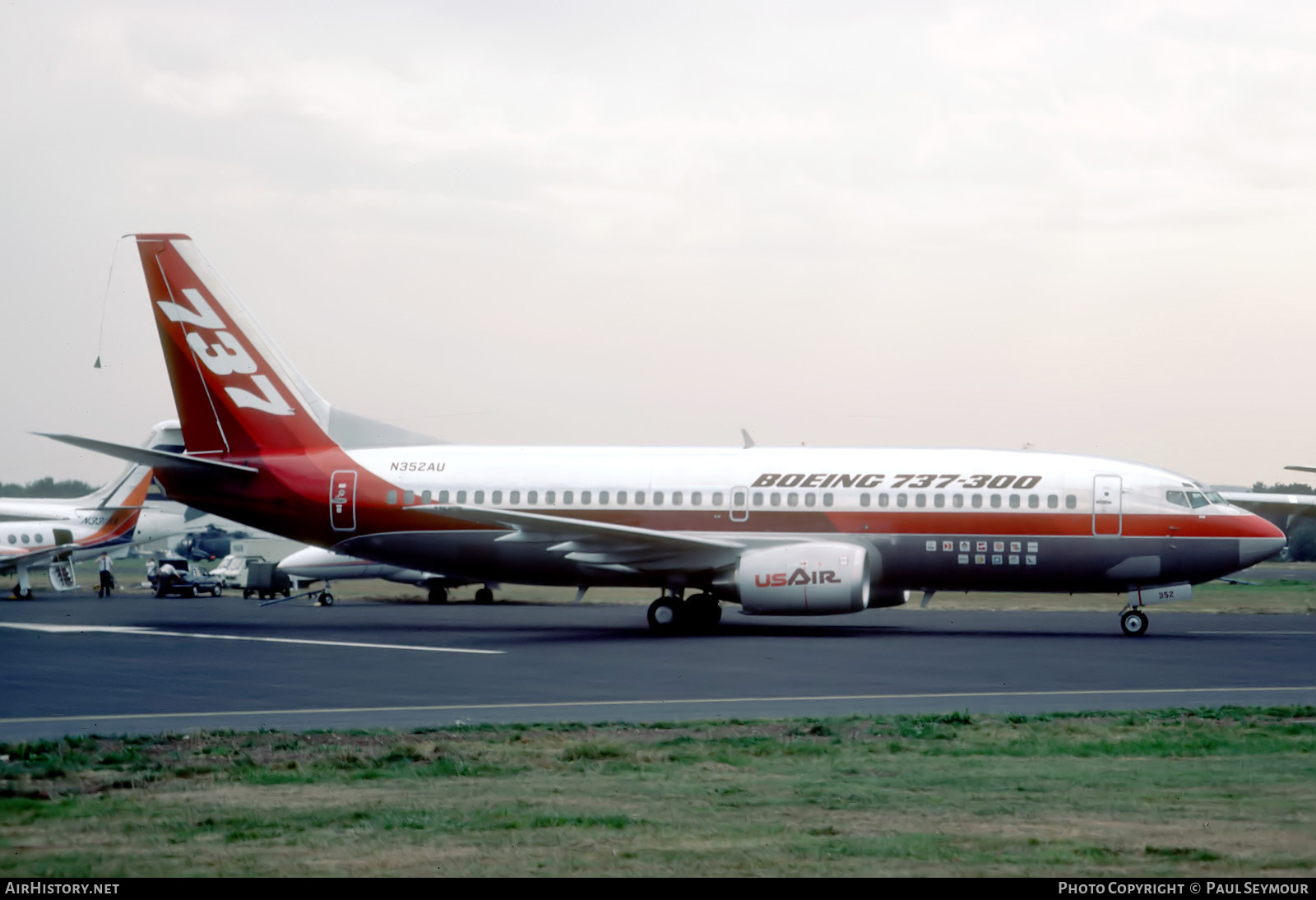 Aircraft Photo of N352AU | Boeing 737-3B7 | Boeing | AirHistory.net #712240