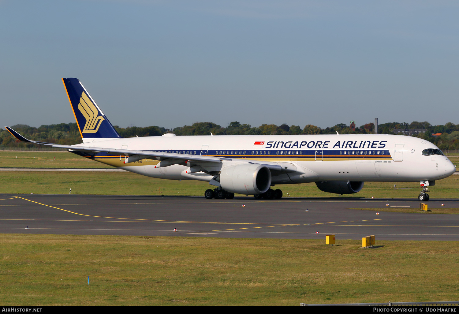 Aircraft Photo of 9V-SME | Airbus A350-941 | Singapore Airlines | AirHistory.net #712268