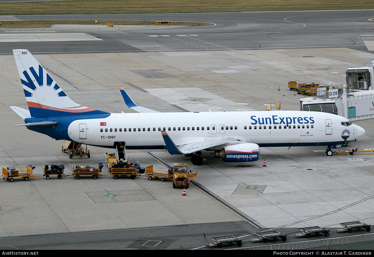 Aircraft Photo of TC-SNV | Boeing 737-86J | SunExpress | AirHistory.net #712323