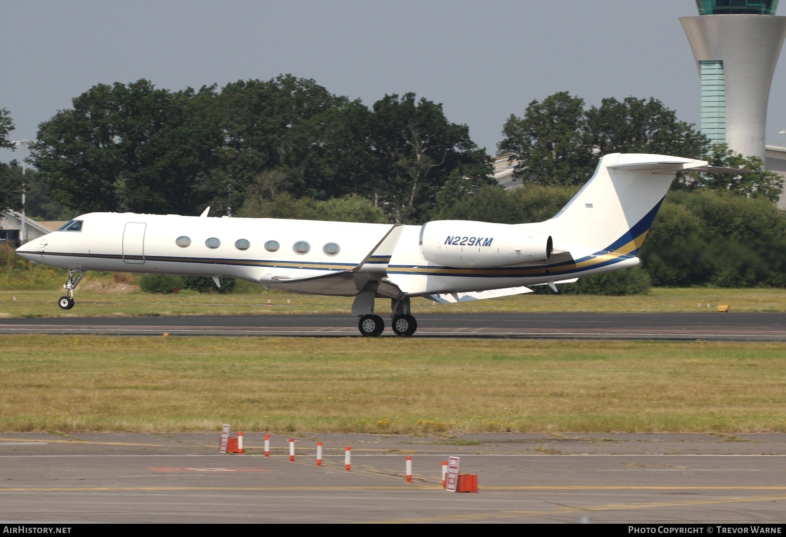 Aircraft Photo of N229KM | Gulfstream Aerospace G-V Gulfstream V | AirHistory.net #712326