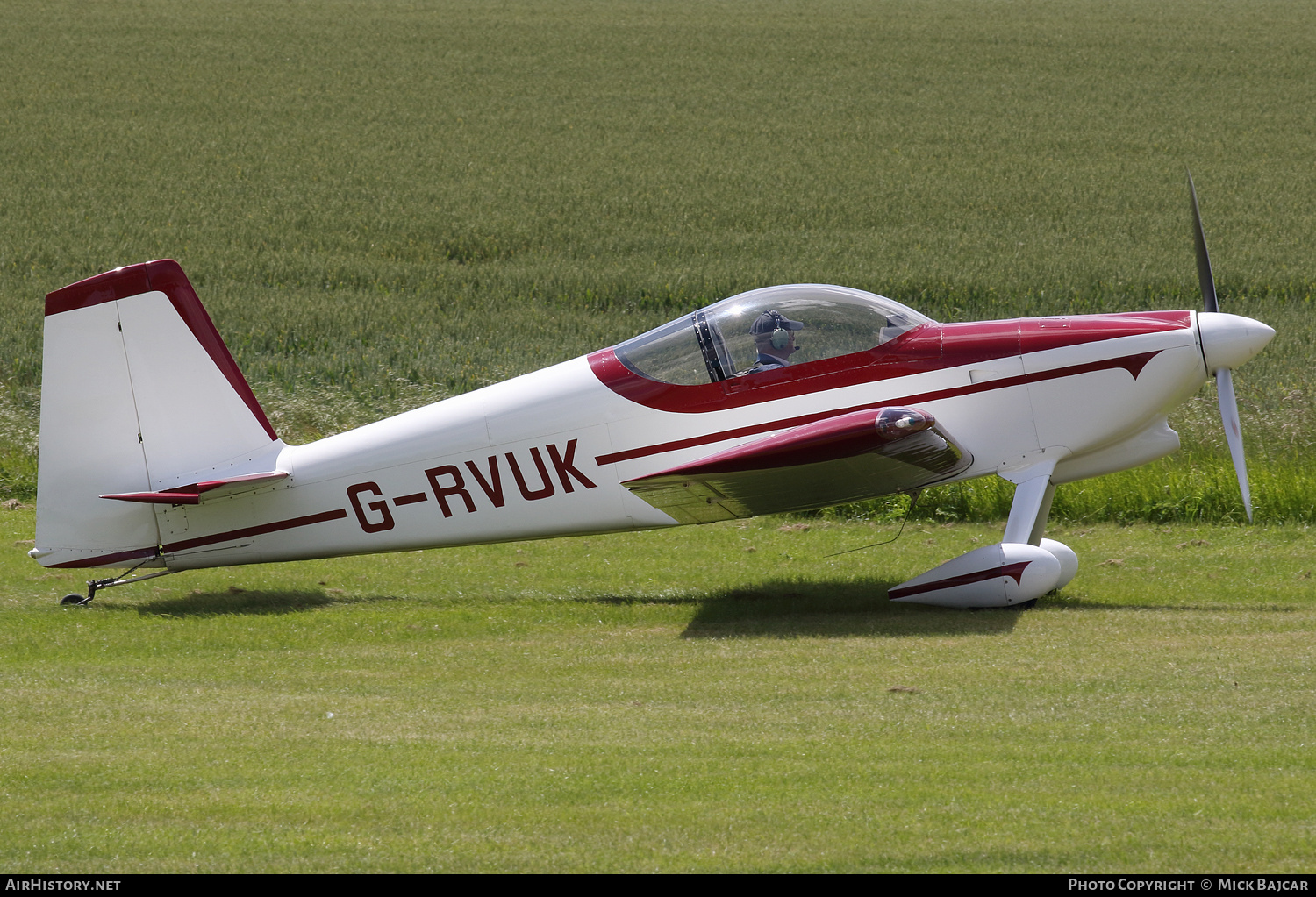 Aircraft Photo of G-RVUK | Van's RV-7 | AirHistory.net #712374