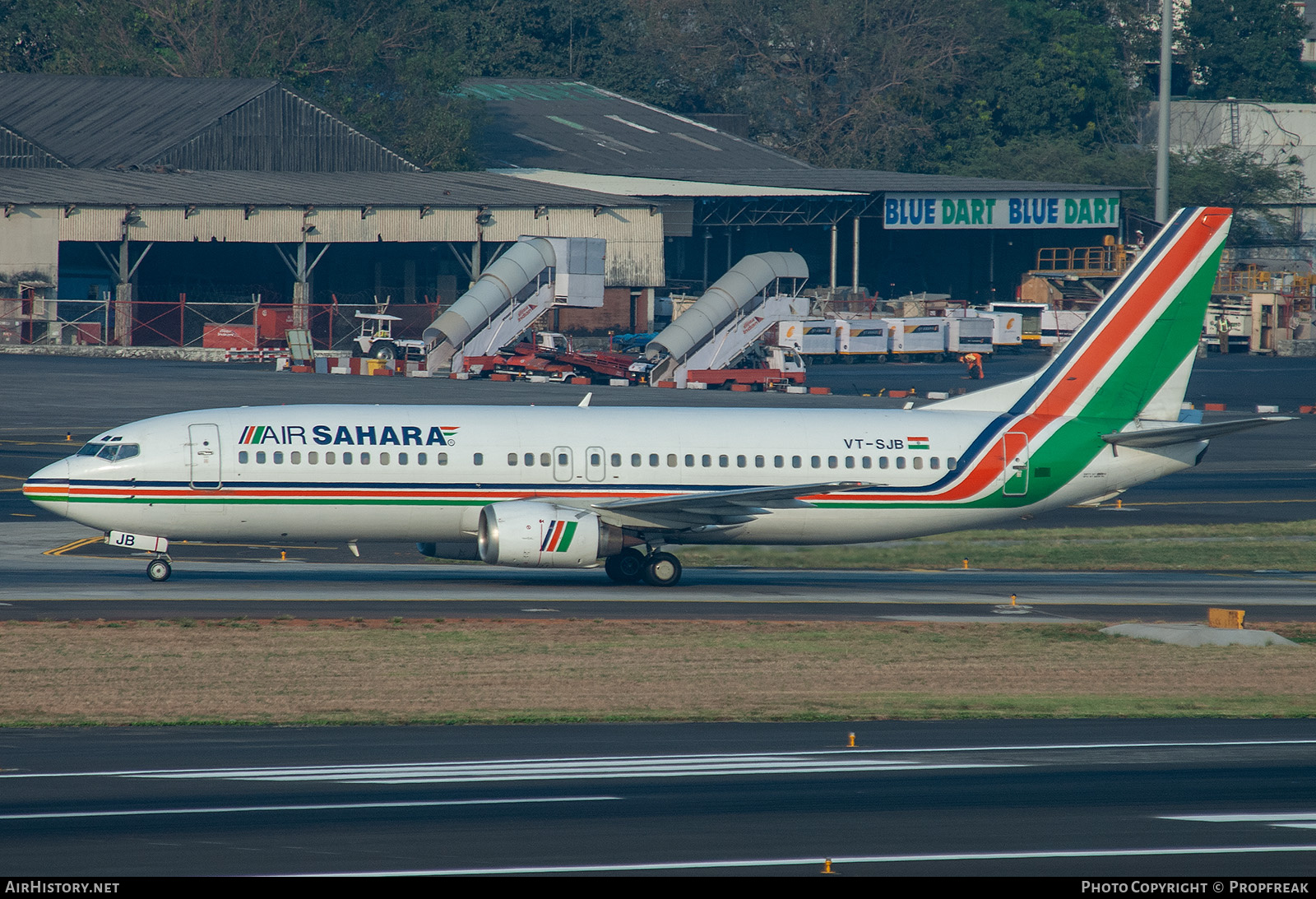 Aircraft Photo of VT-SJB | Boeing 737-4Q8 | Air Sahara | AirHistory.net #712490
