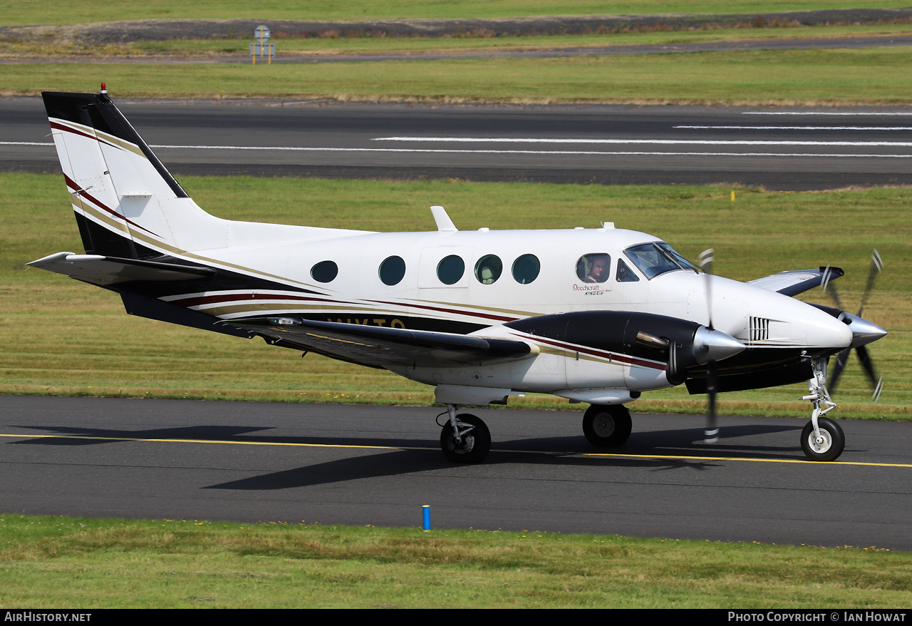 Aircraft Photo of G-WKTO | Beech E90 King Air | AirHistory.net #712592