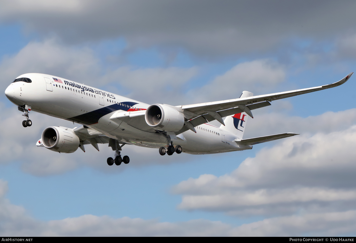 Aircraft Photo of 9M-MAD | Airbus A350-941 | Malaysia Airlines | AirHistory.net #712675