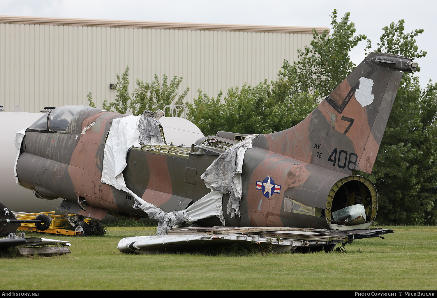 Aircraft Photo of 75-0408 / AF75-408 | Vought A-7D Corsair II | USA - Air Force | AirHistory.net #712701