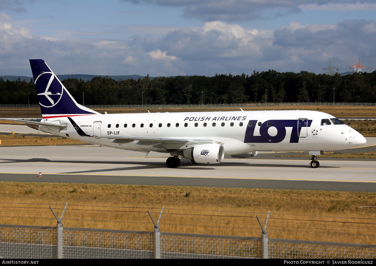 Aircraft Photo of SP-LIF | Embraer 175SU (ERJ-170-200SU) | LOT Polish Airlines - Polskie Linie Lotnicze | AirHistory.net #712774
