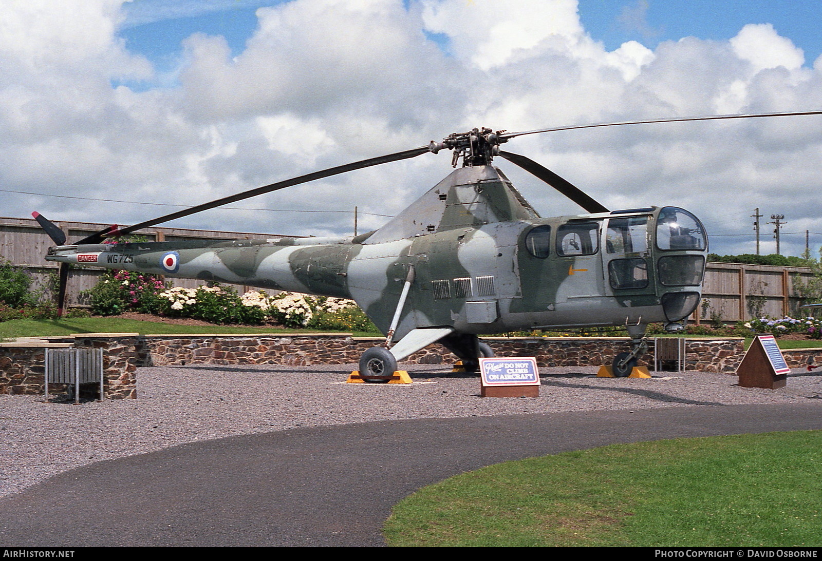 Aircraft Photo of WG725 | Westland WS-51 Dragonfly HR.3 | UK - Air Force | AirHistory.net #712809