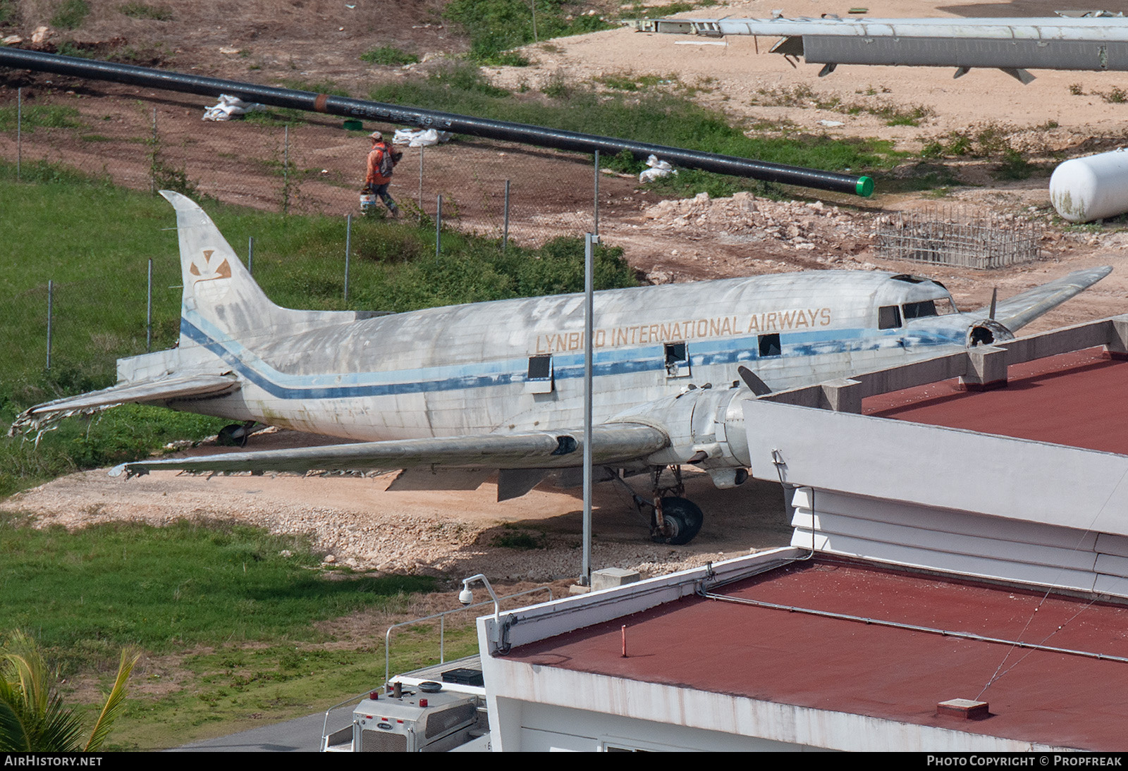 Aircraft Photo of N37FL | Douglas DC-3(A) | Lynbird International Airways | AirHistory.net #712919