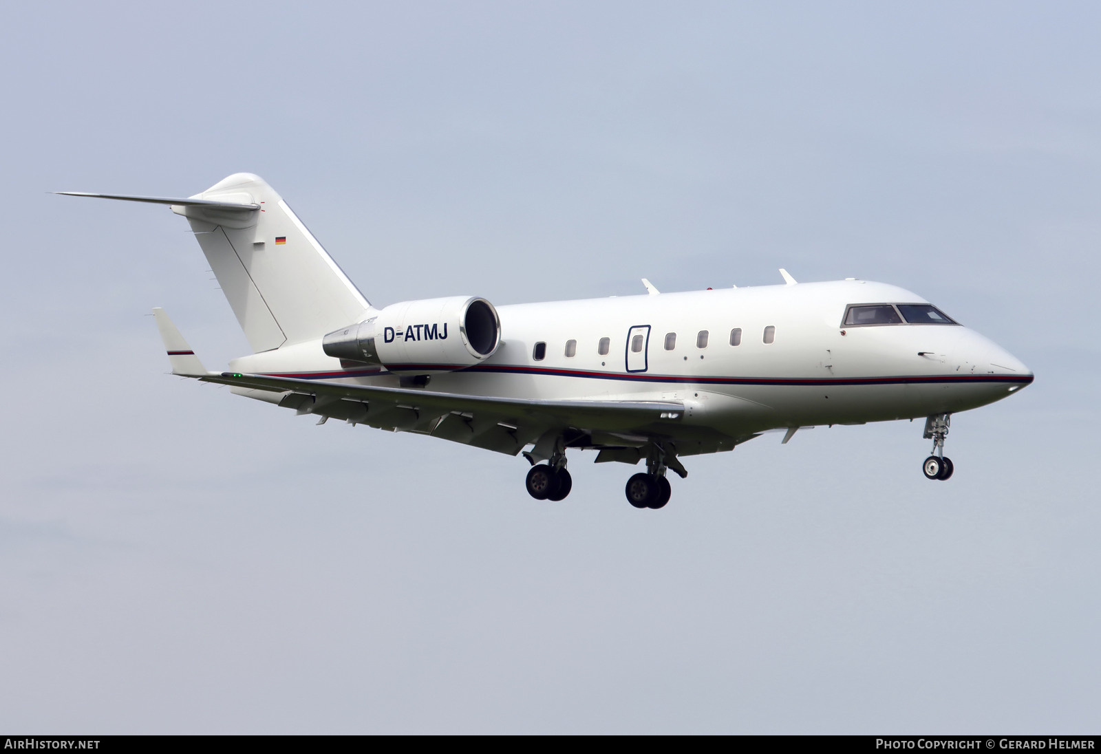 Aircraft Photo of D-ATMJ | Bombardier Challenger 604 (CL-600-2B16) | AirHistory.net #712983
