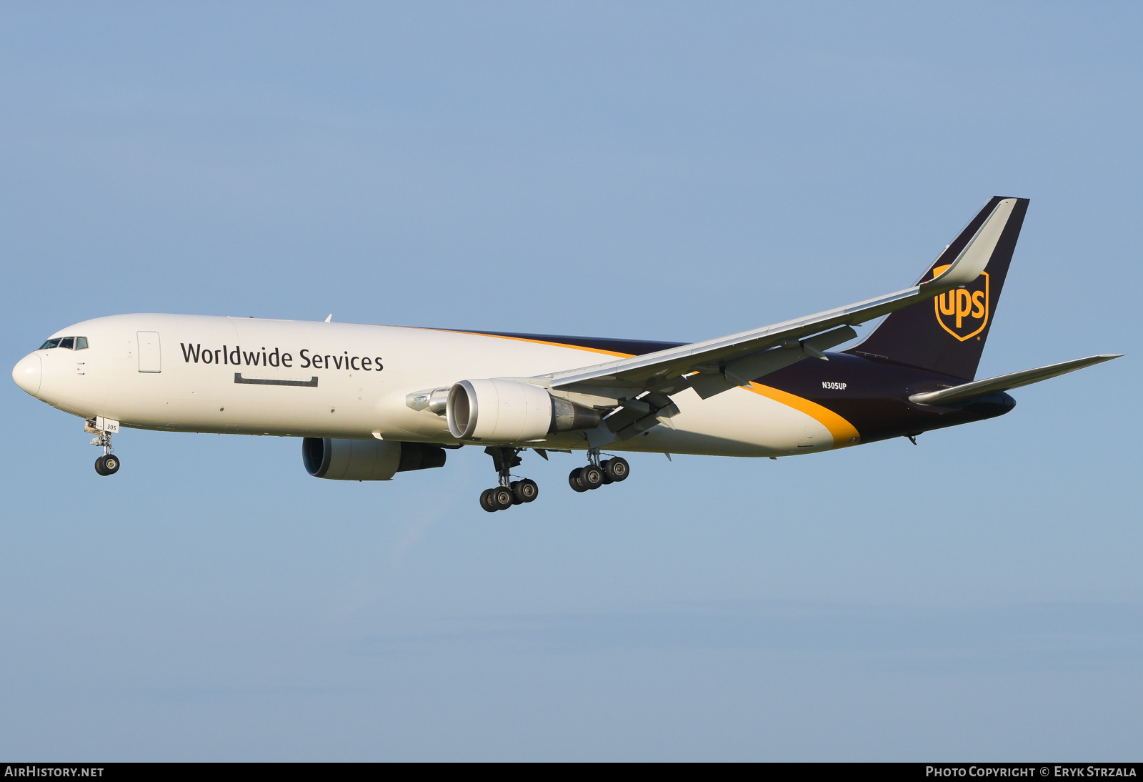 Aircraft Photo of N305UP | Boeing 767-34AF/ER | United Parcel Service - UPS | AirHistory.net #713094