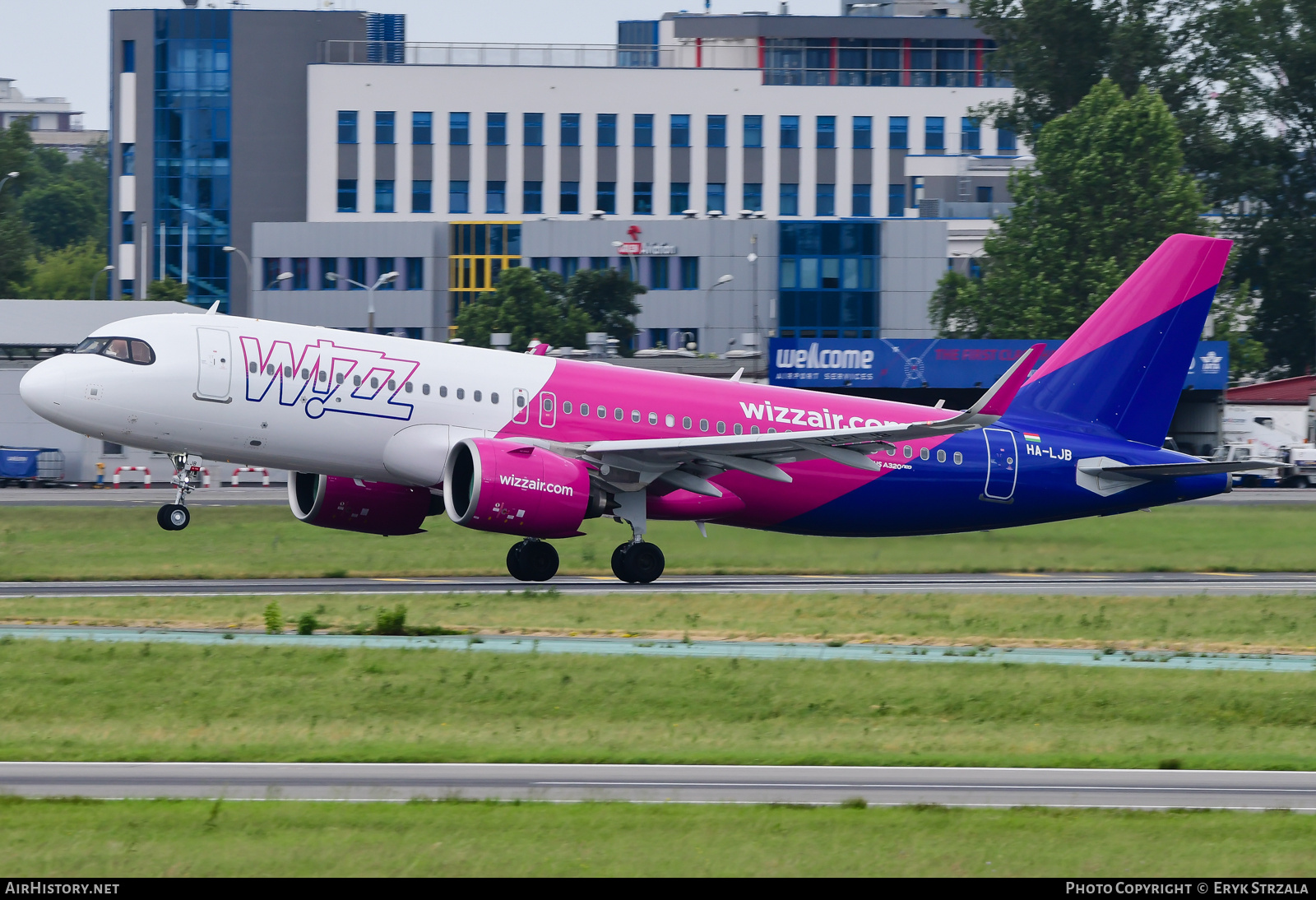Aircraft Photo of HA-LJB | Airbus A320-271N | Wizz Air | AirHistory.net #713145