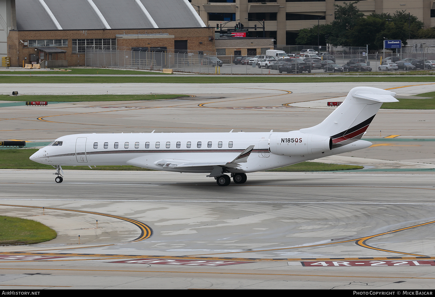Aircraft Photo of N185QS | Bombardier Global 7500 (BD-700-2A12) | AirHistory.net #713169