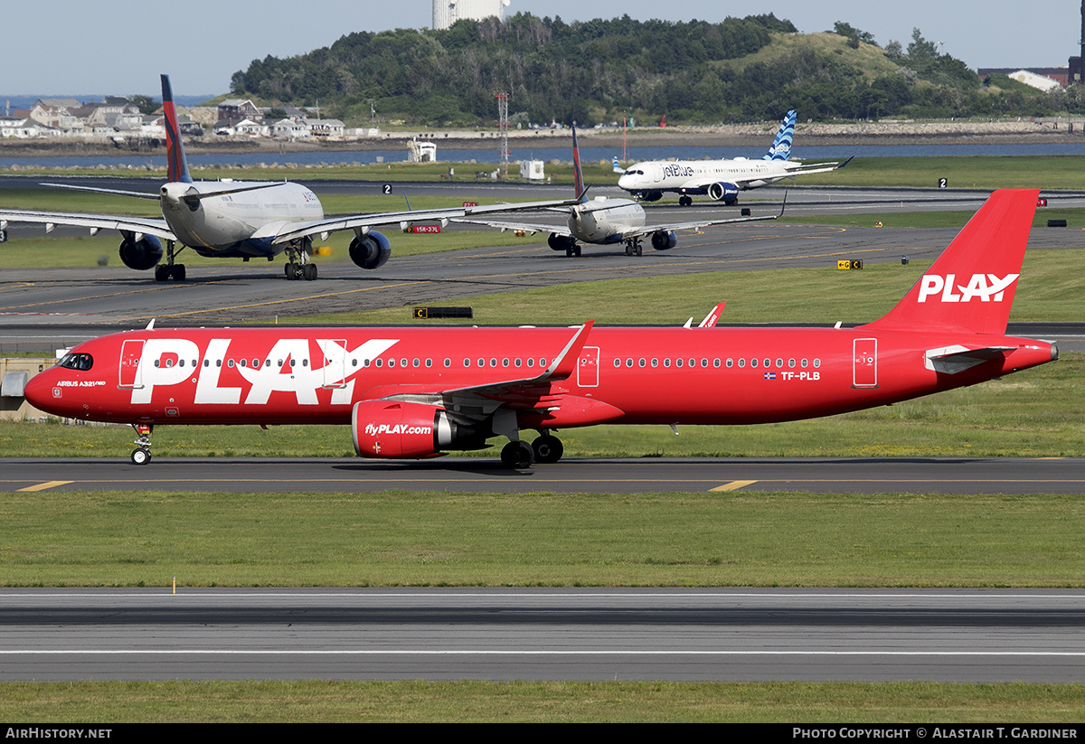 Aircraft Photo of TF-PLB | Airbus A321-251N | Play | AirHistory.net #713216