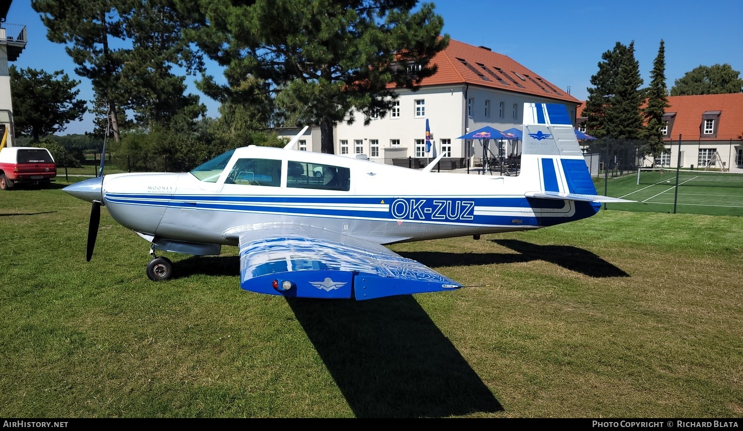 Aircraft Photo of OK-ZUZ | Mooney M-20J 201 | AirHistory.net #713230