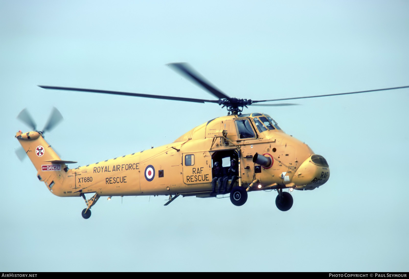 Aircraft Photo of XT680 | Westland WS-58 Wessex HC.2 | UK - Air Force | AirHistory.net #713280