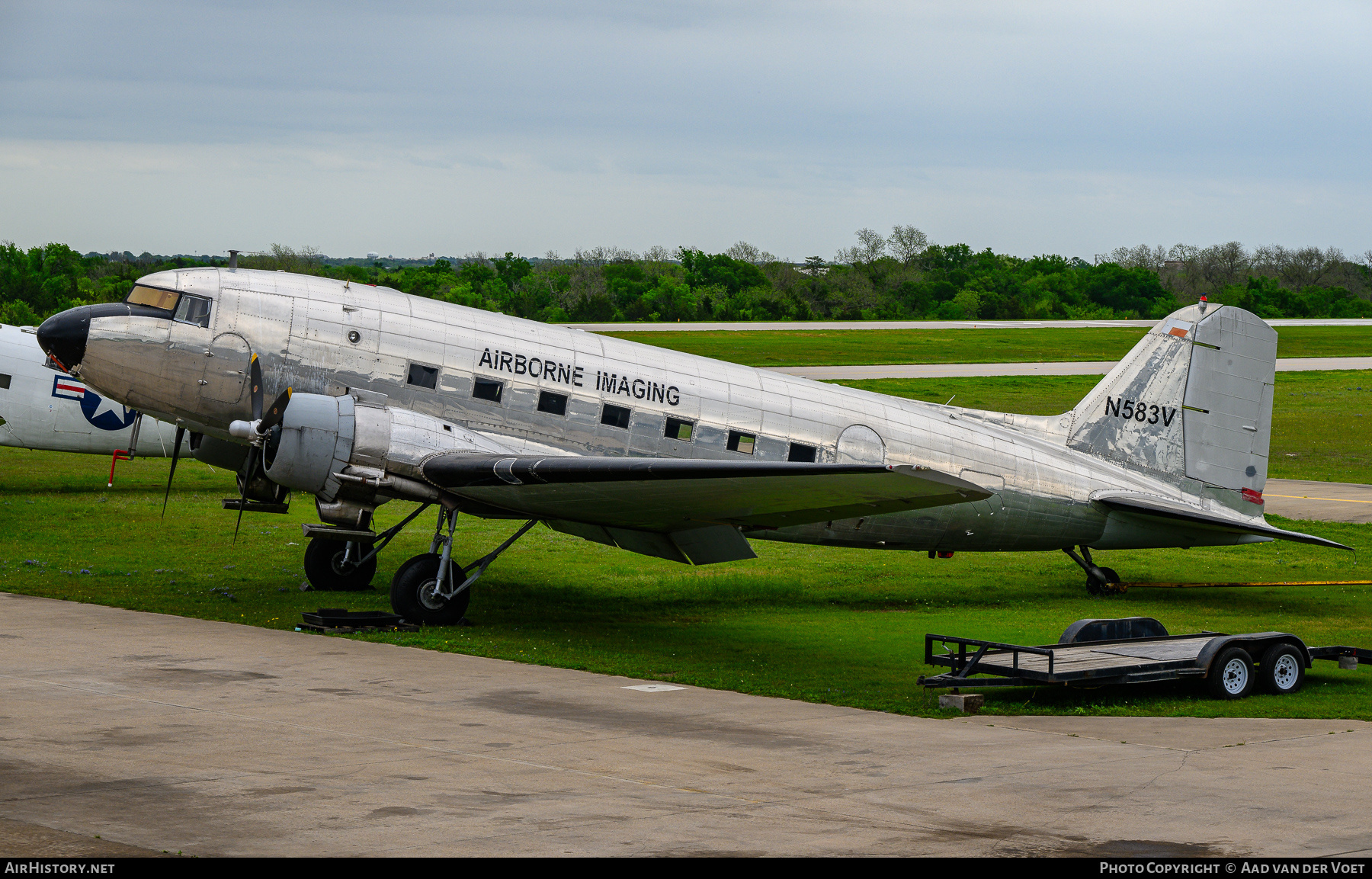Aircraft Photo of N583V | Douglas DC-3(C) | Airborne Imaging | AirHistory.net #713338