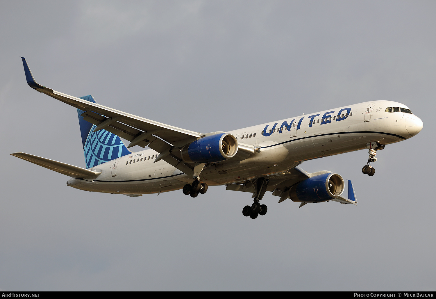 Aircraft Photo of N33103 | Boeing 757-224 | United Airlines | AirHistory.net #713341