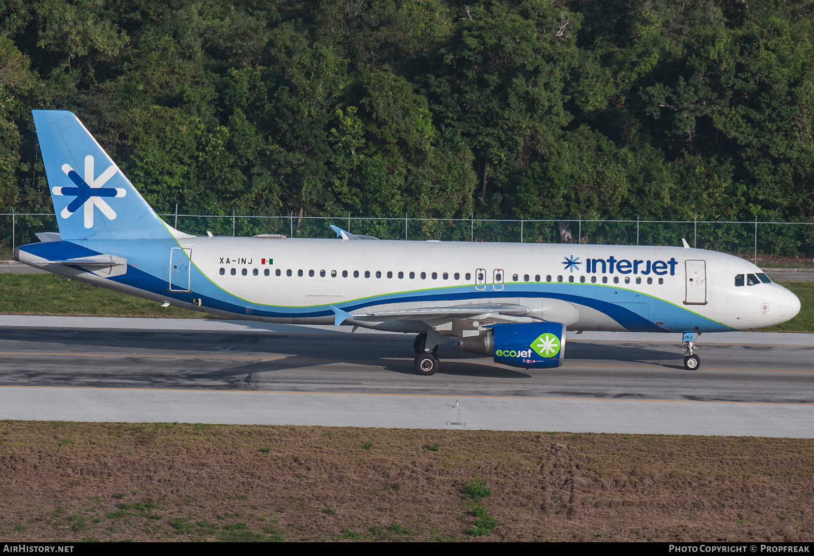 Aircraft Photo of XA-INJ | Airbus A320-214 | Interjet | AirHistory.net #713360