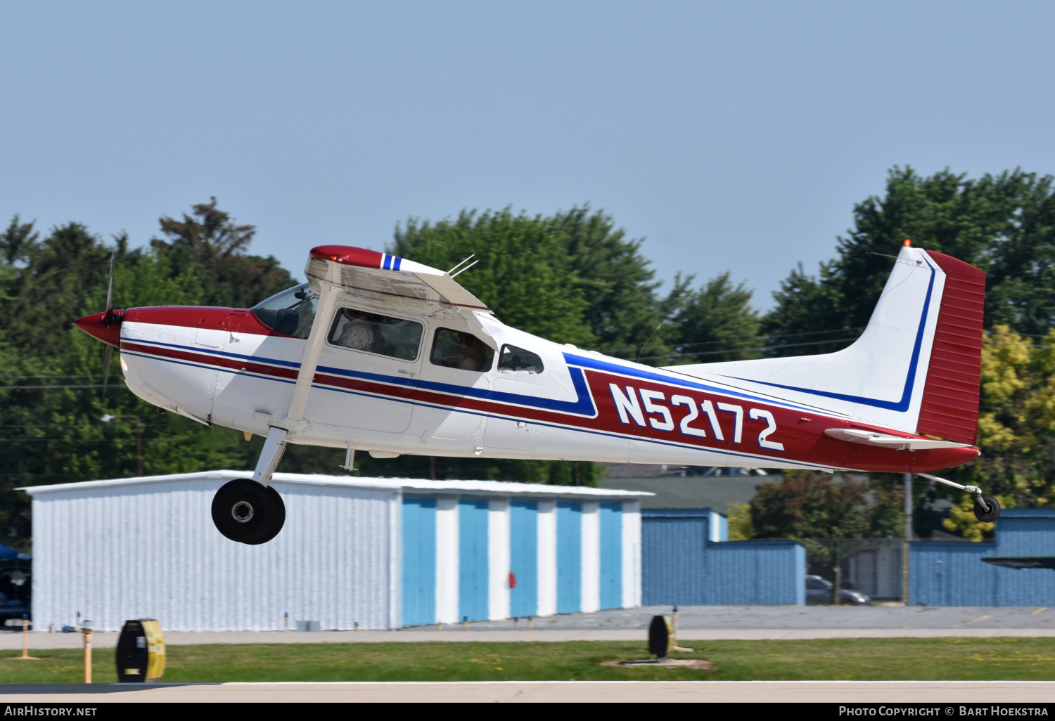 Aircraft Photo of N52172 | Cessna 180J Skywagon 180 | AirHistory.net #713380