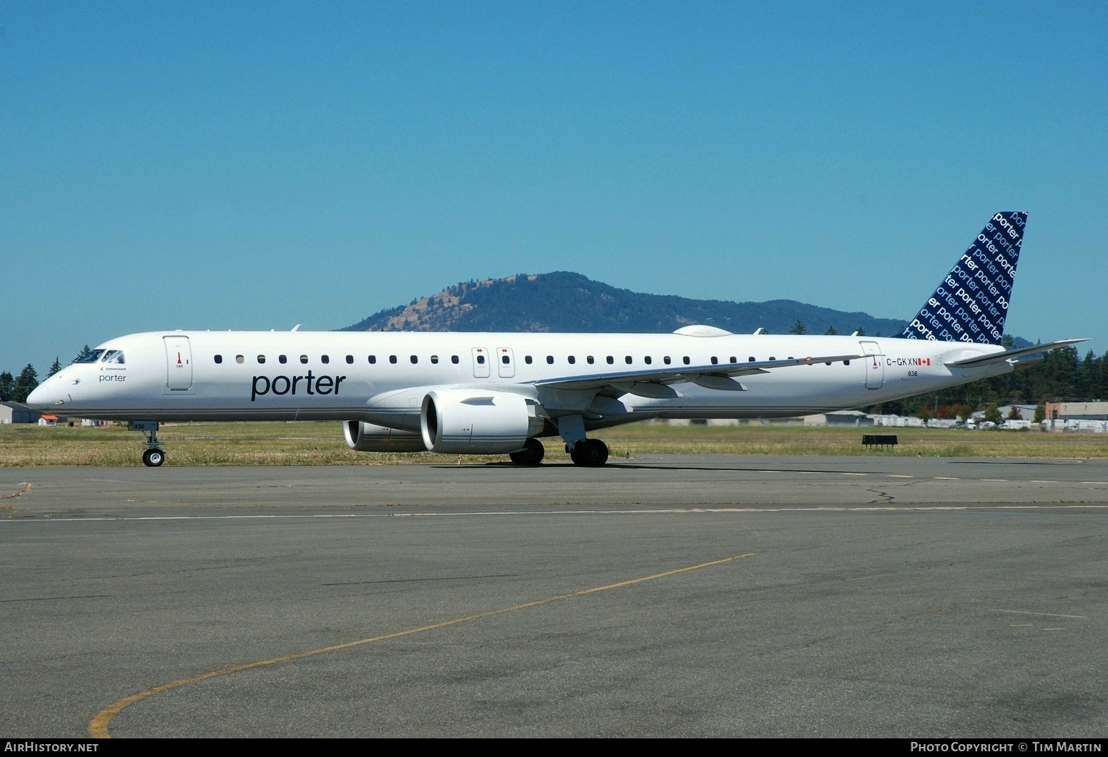 Aircraft Photo of C-GKXN | Embraer 195-E2 (ERJ-190-400) | Porter Airlines | AirHistory.net #713394