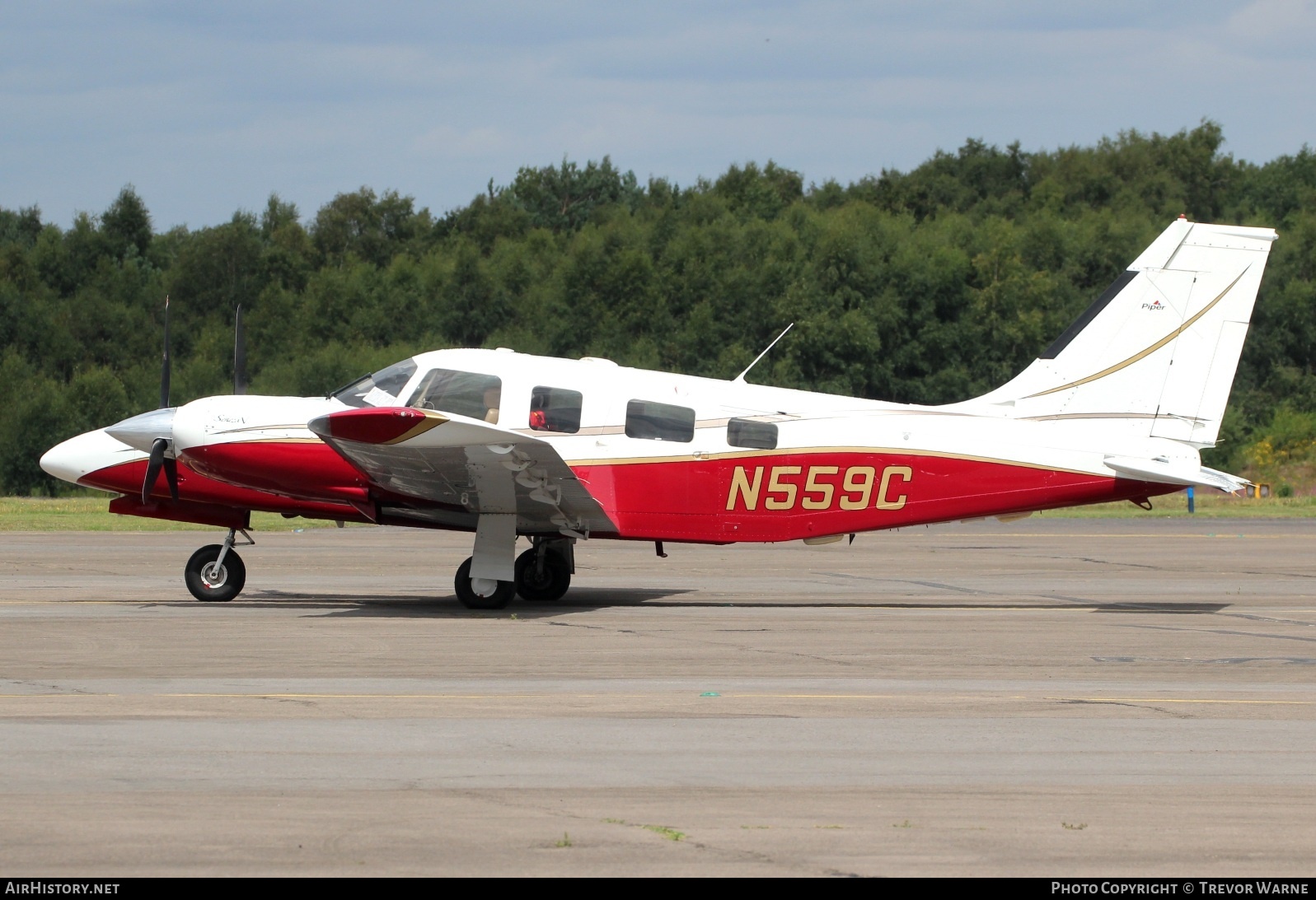 Aircraft Photo of N559C | Piper PA-34-220T Seneca V | AirHistory.net #713401