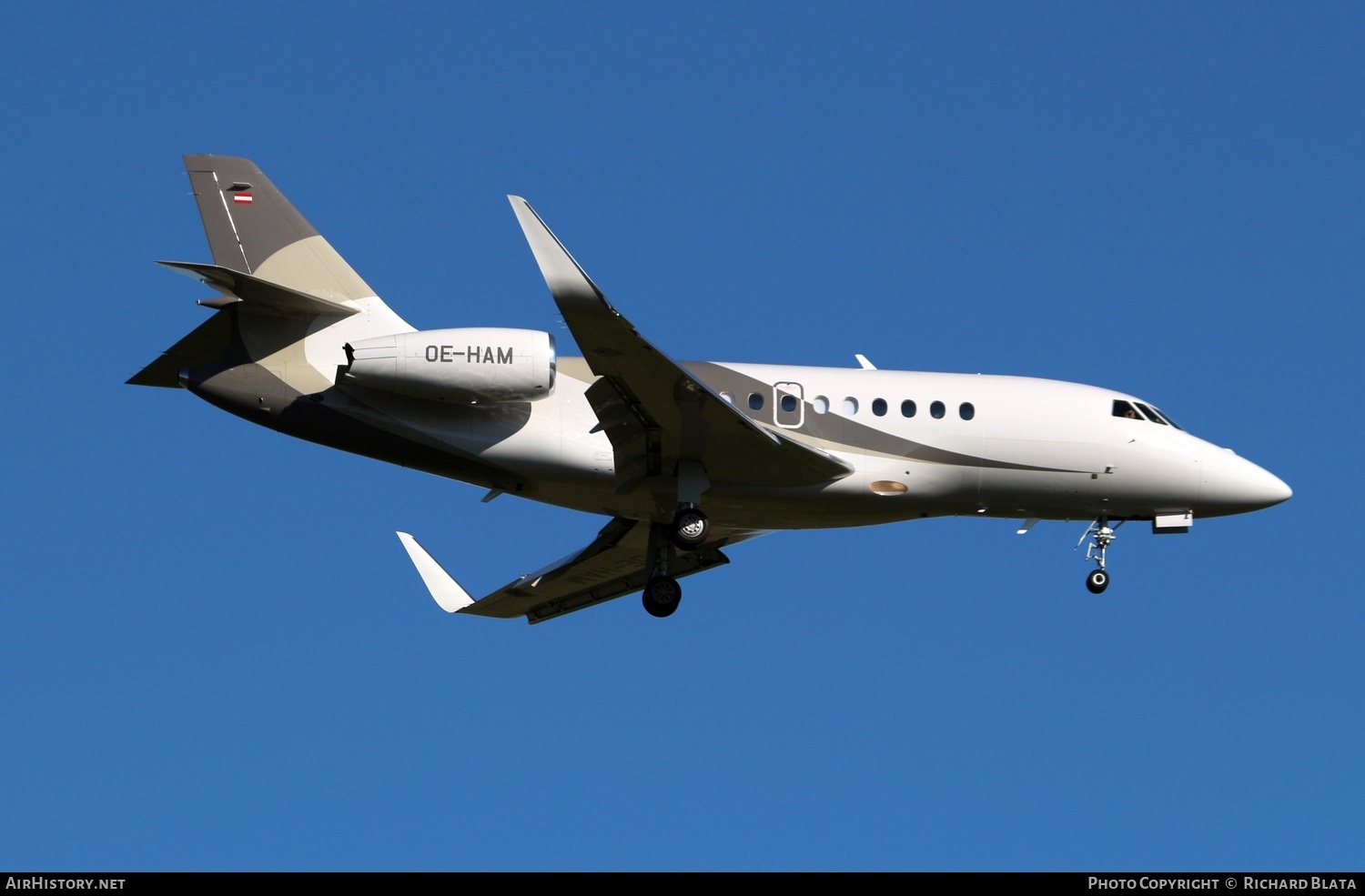 Aircraft Photo of OE-HAM | Dassault Falcon 2000LX | AirHistory.net #713500
