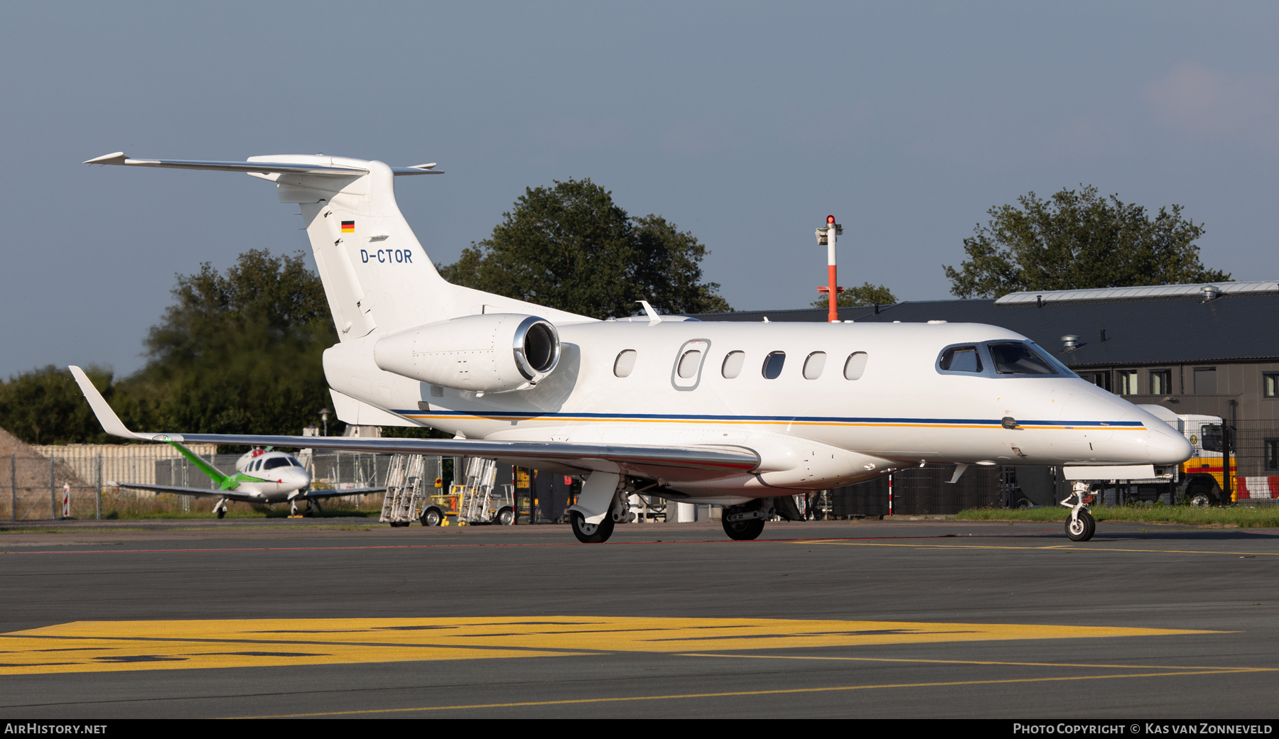 Aircraft Photo of D-CTOR | Embraer EMB-505 Phenom 300 | PadAviation | AirHistory.net #713523