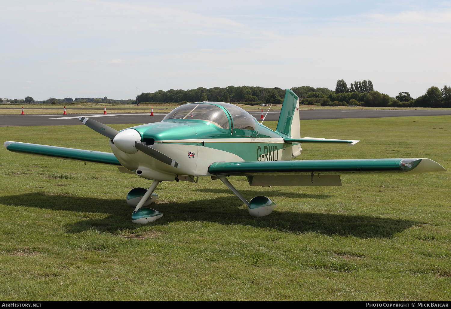 Aircraft Photo of G-RKID | Van's RV-6A | AirHistory.net #713610
