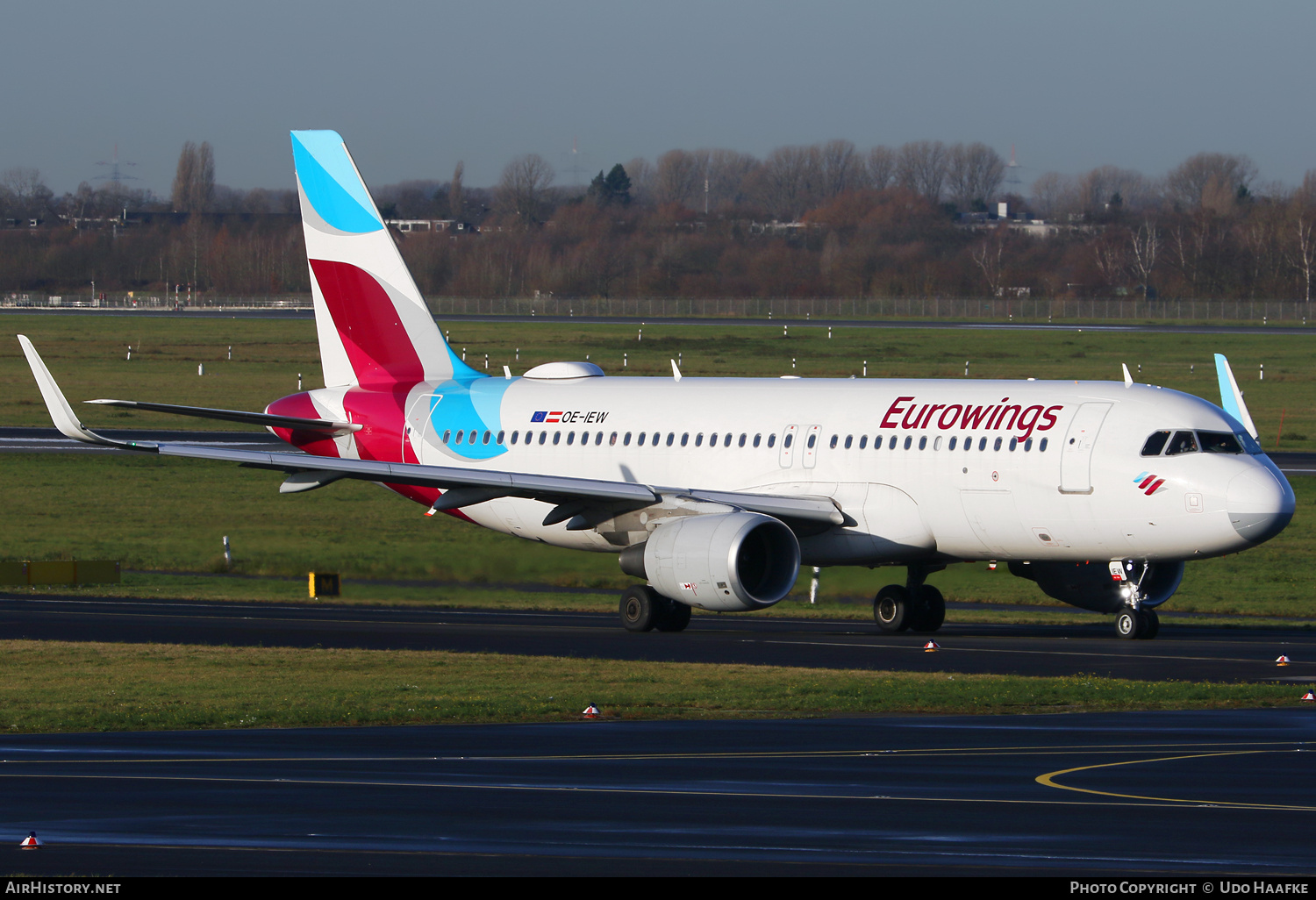 Aircraft Photo of OE-IEW | Airbus A320-214 | Eurowings | AirHistory.net #713661