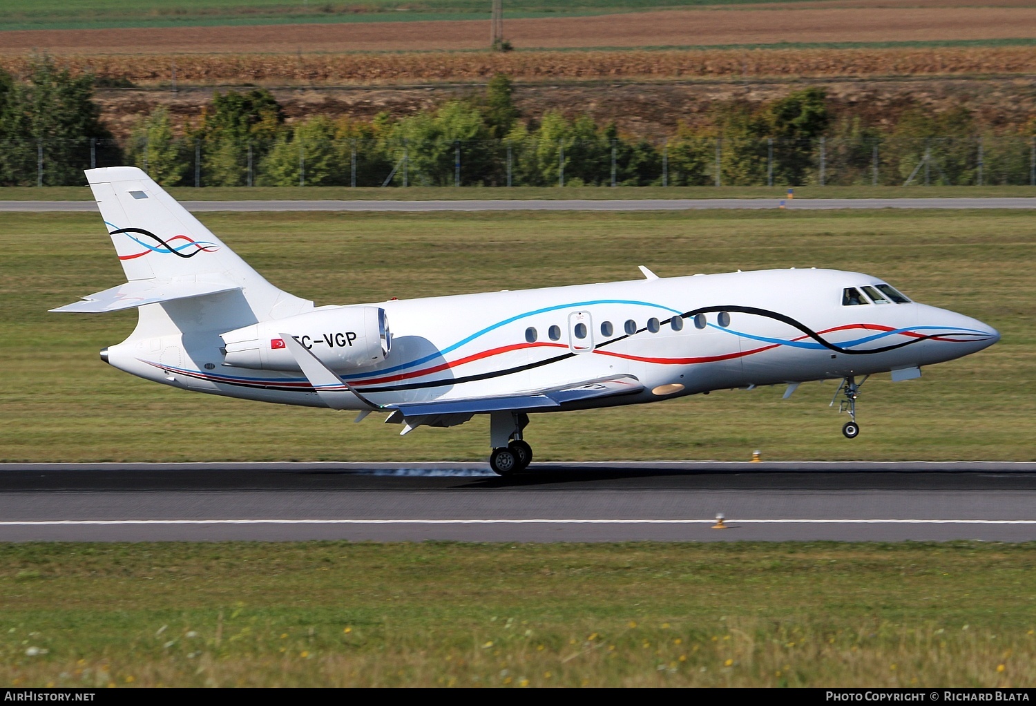 Aircraft Photo of TC-VGP | Dassault Falcon 2000S | AirHistory.net #713732