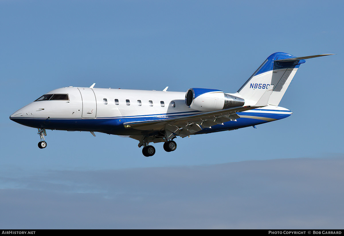 Aircraft Photo of N858CV | Bombardier Challenger 605 (CL-600-2B16) | AirHistory.net #713825