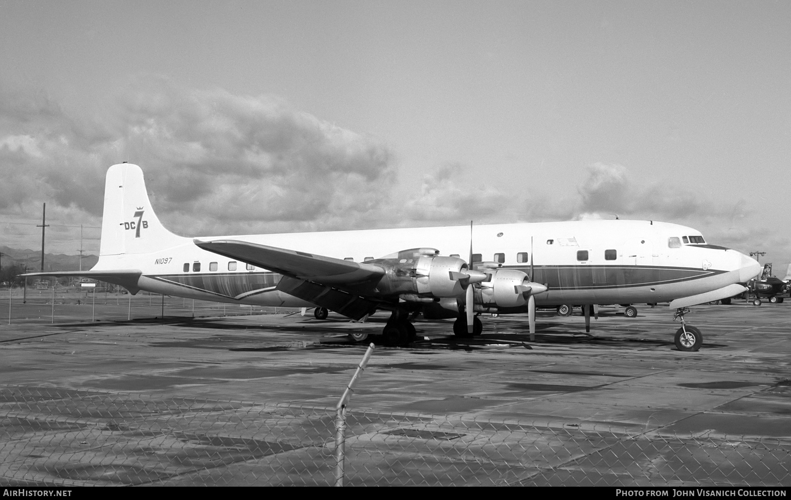 Aircraft Photo of N1097 | Douglas DC-7B | AirHistory.net #713954
