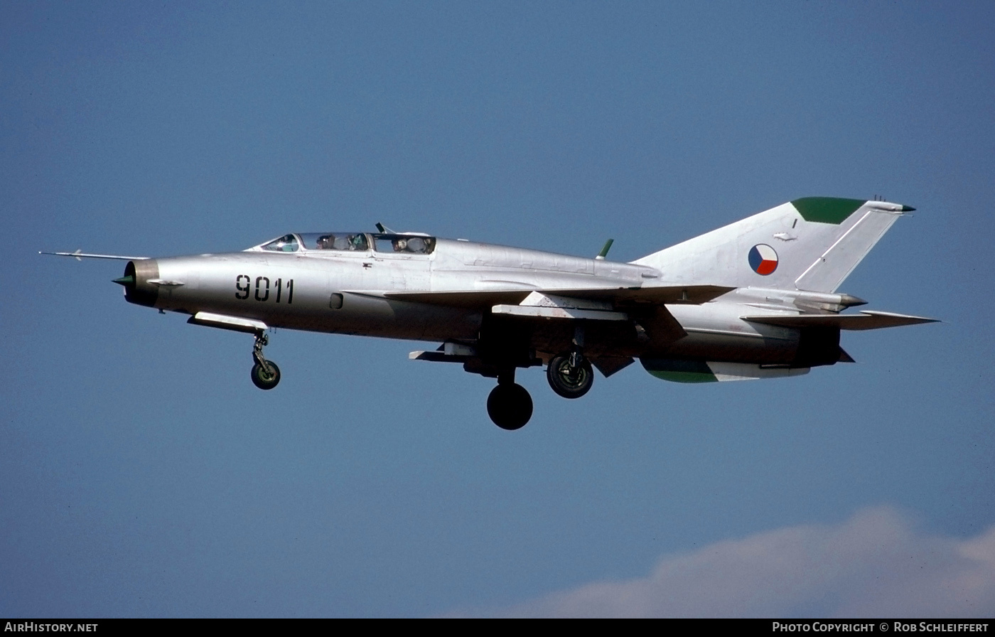 Aircraft Photo of 9011 | Mikoyan-Gurevich MiG-21UM | Czechia - Air Force | AirHistory.net #714235