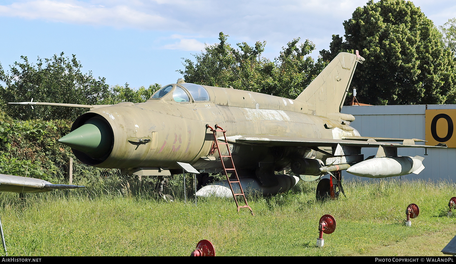 Aircraft Photo of 781 | Mikoyan-Gurevich MiG-21MF | East Germany - Air Force | AirHistory.net #714328