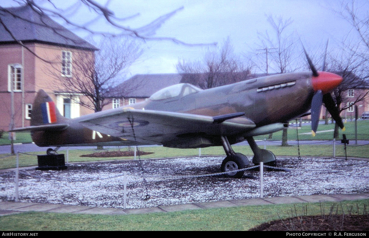 Aircraft Photo of RW393 / 7293M | Supermarine 361 Spitfire LF16E | UK - Air Force | AirHistory.net #714479