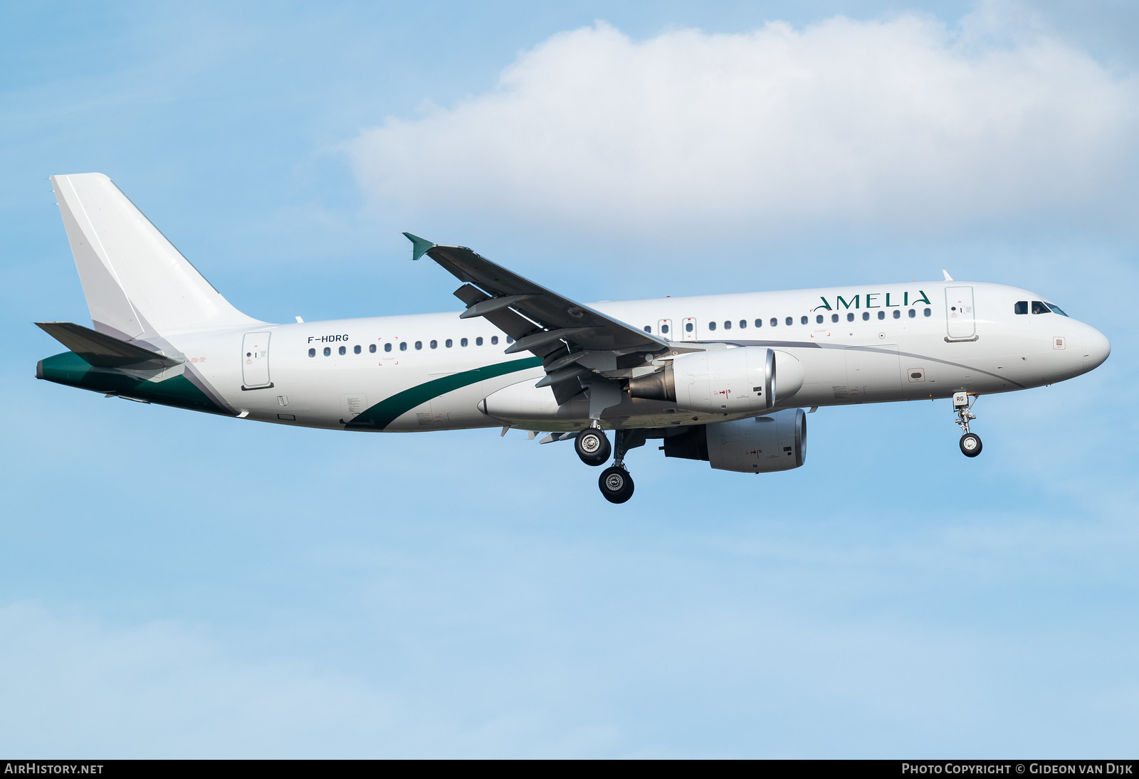 Aircraft Photo of F-HDRG | Airbus A320-214 | Amelia | AirHistory.net #714510