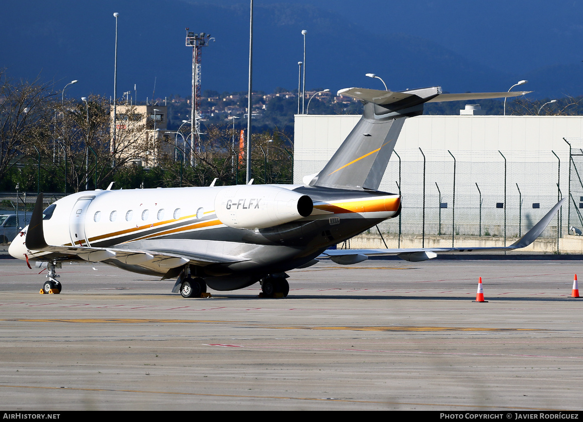 Aircraft Photo of G-FLFX | Embraer EMB-550 Praetor 600 | AirHistory.net #714536