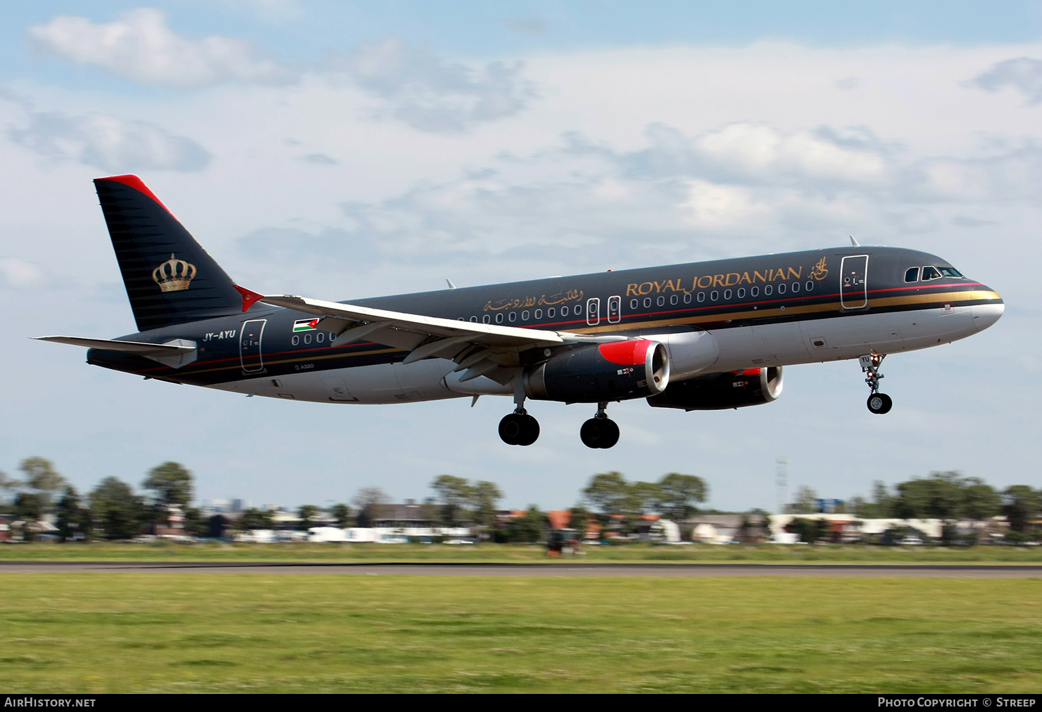 Aircraft Photo of JY-AYU | Airbus A320-232 | Royal Jordanian Airlines | AirHistory.net #714597