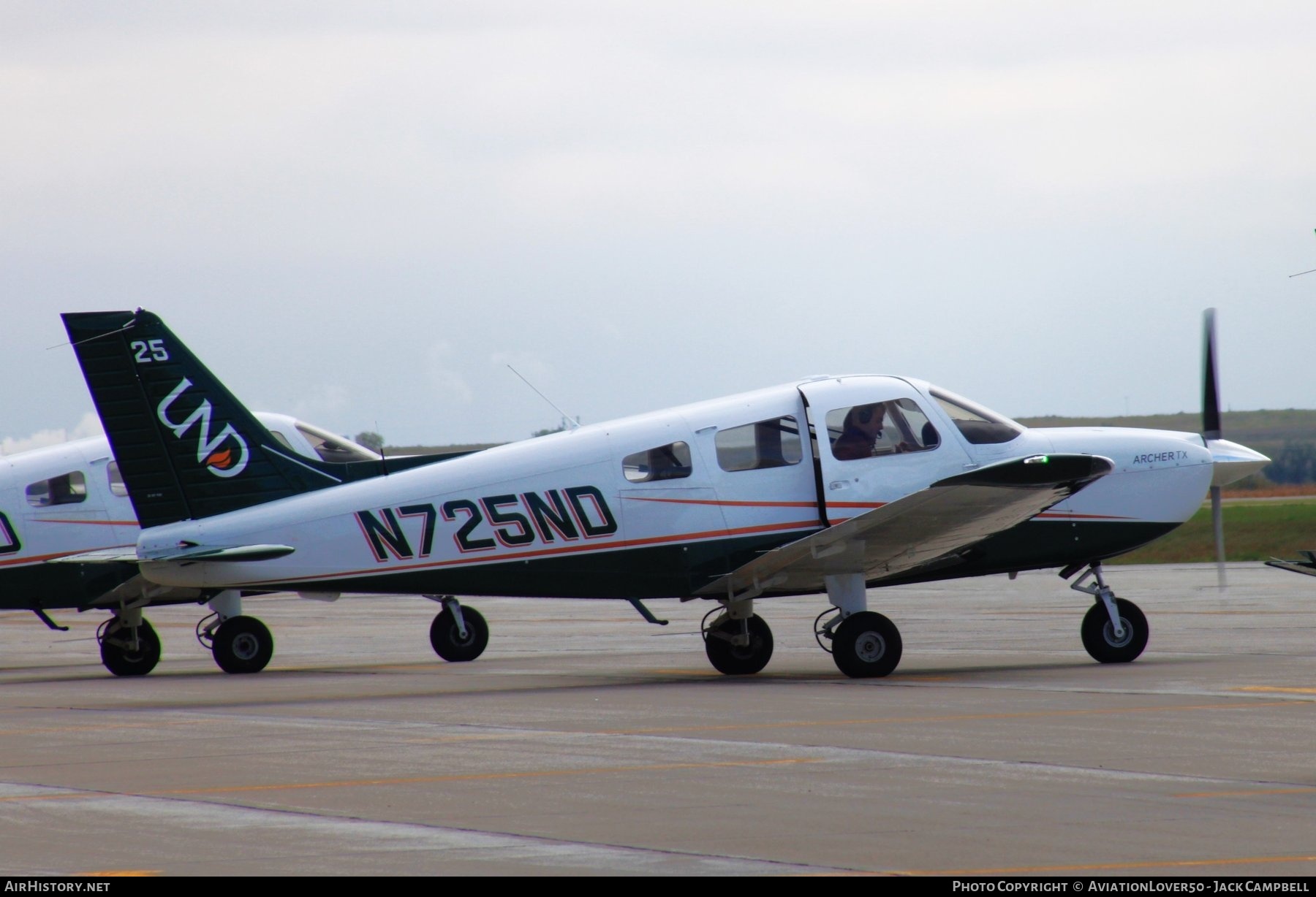 Aircraft Photo of N725ND | Piper PA-28-181 Archer TX | UND Aerospace - University of North Dakota | AirHistory.net #714628