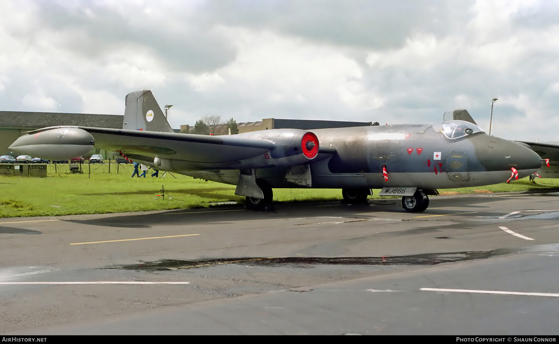 Aircraft Photo of WJ866 | English Electric Canberra T4 | UK - Air Force | AirHistory.net #714701