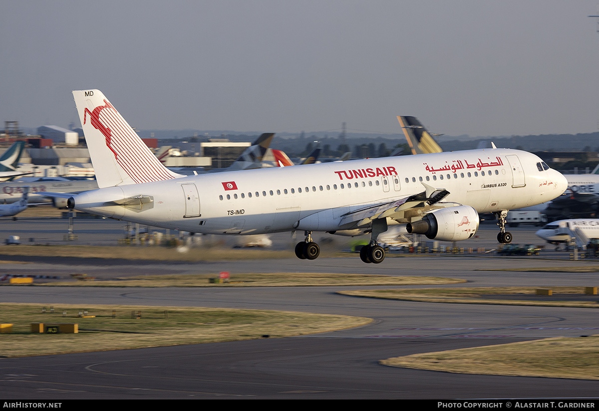 Aircraft Photo of TS-IMD | Airbus A320-211 | Tunisair | AirHistory.net #714829