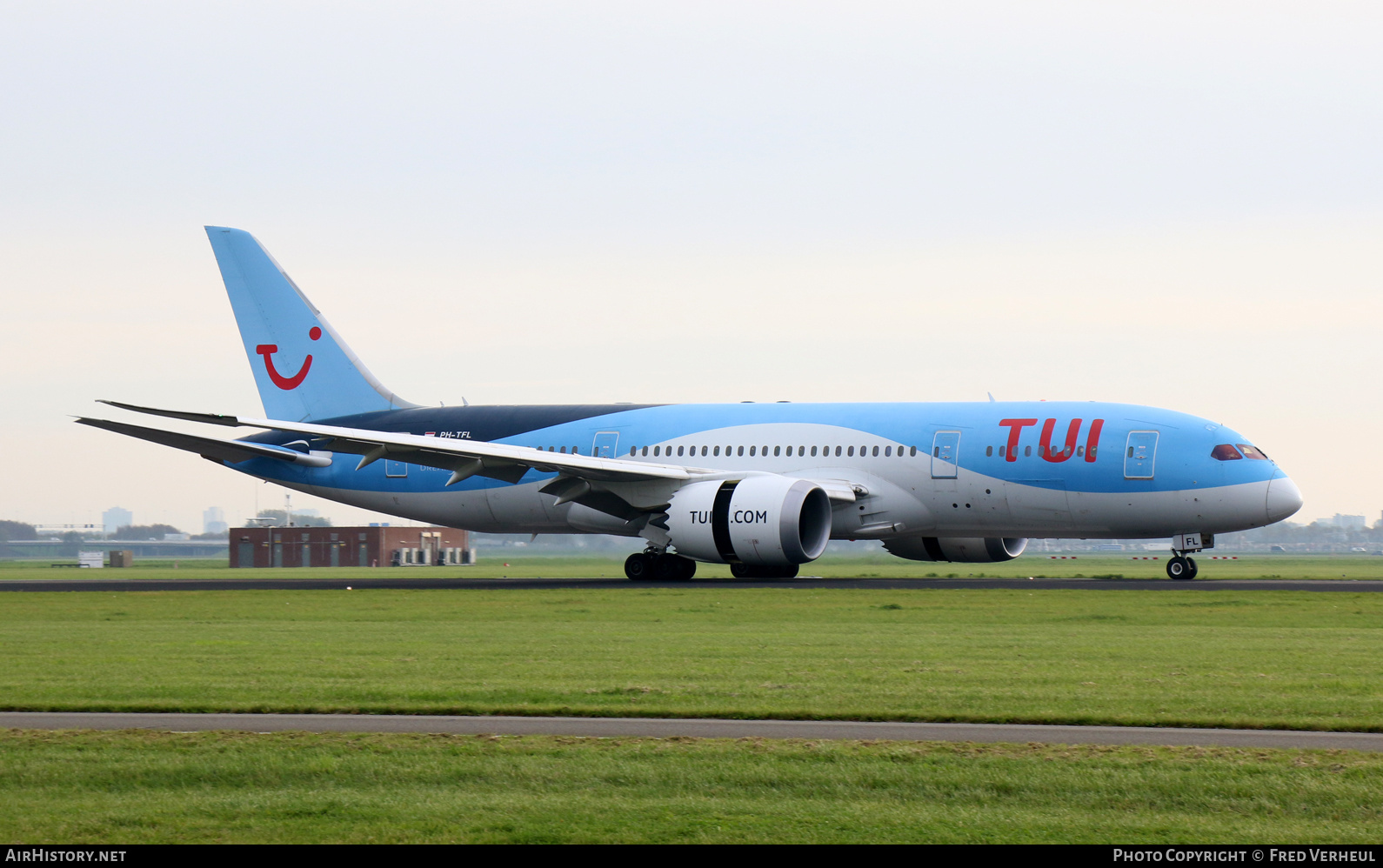 Aircraft Photo of PH-TFL | Boeing 787-8 Dreamliner | TUI | AirHistory.net #714978