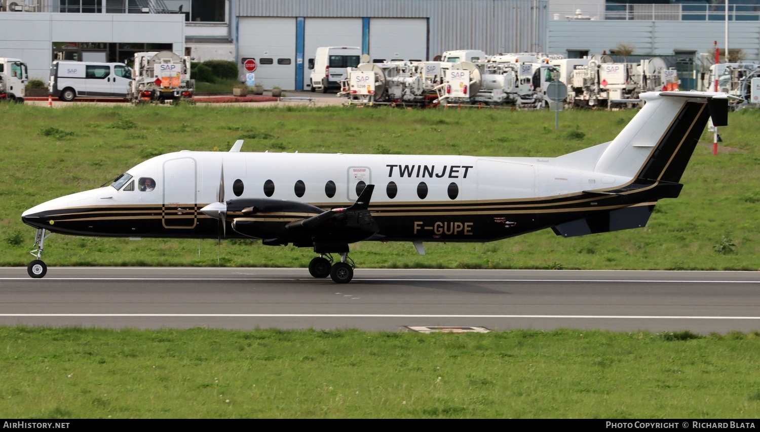 Aircraft Photo of F-GUPE | Raytheon 1900D | Twin Jet | AirHistory.net #714987